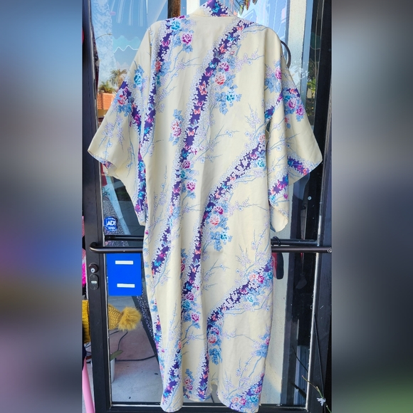 Authentic silk kimono - Picture 4 of 5